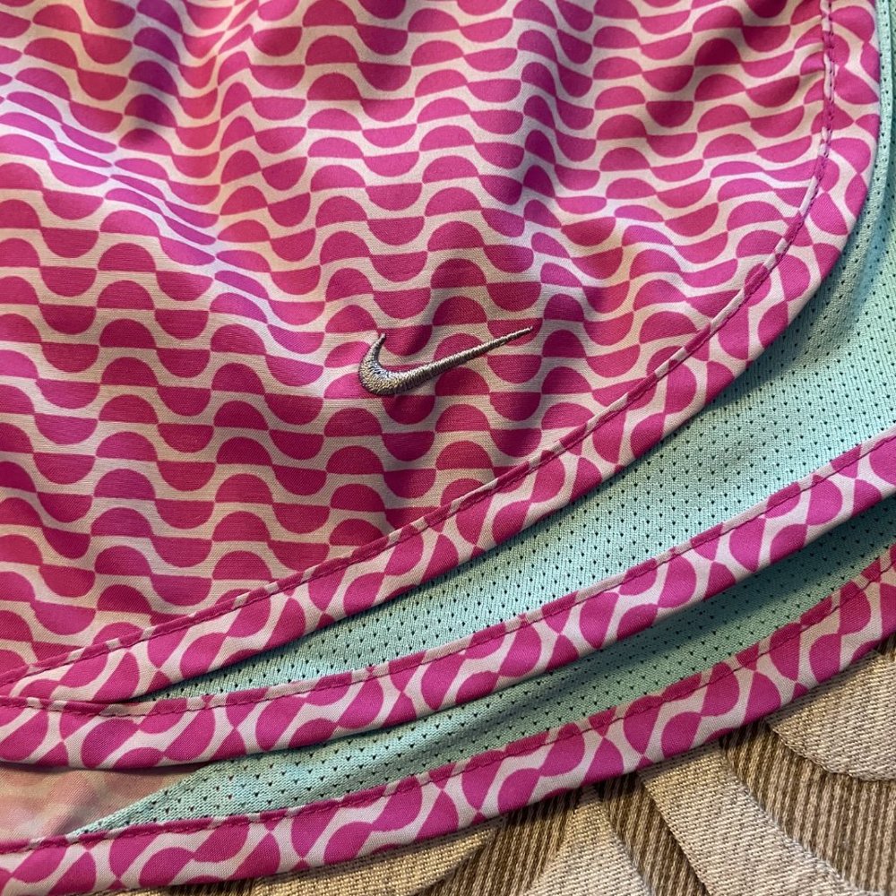 Nike Tempo Dri Fit Womens Athletic Shorts Pink Pattern Blue Size Small EUC - Picture 2 of 4